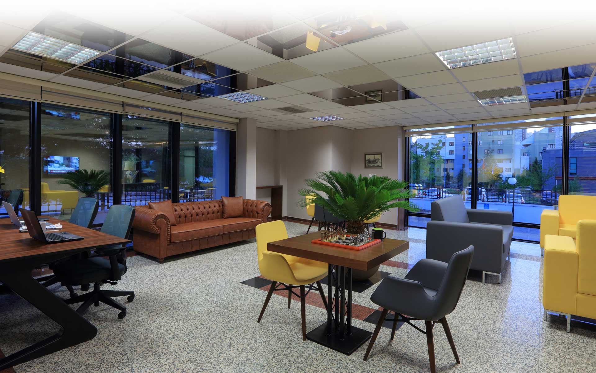 Nevia Oran Huzurevi Yaşlı Bakım Merkezi